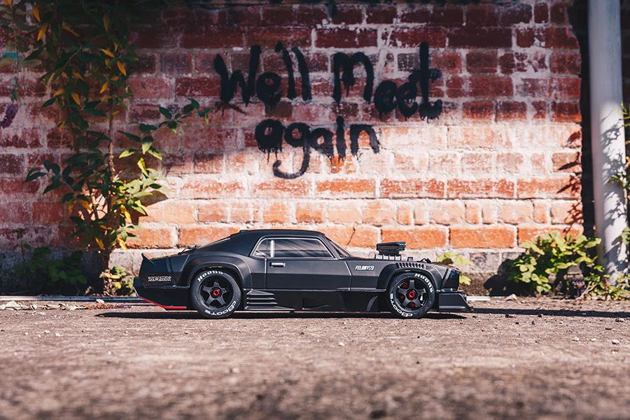 Arrma Street Bash Felony Resto Mod BLX 6S RTR 1/7 ARA7617V2 - Image 32