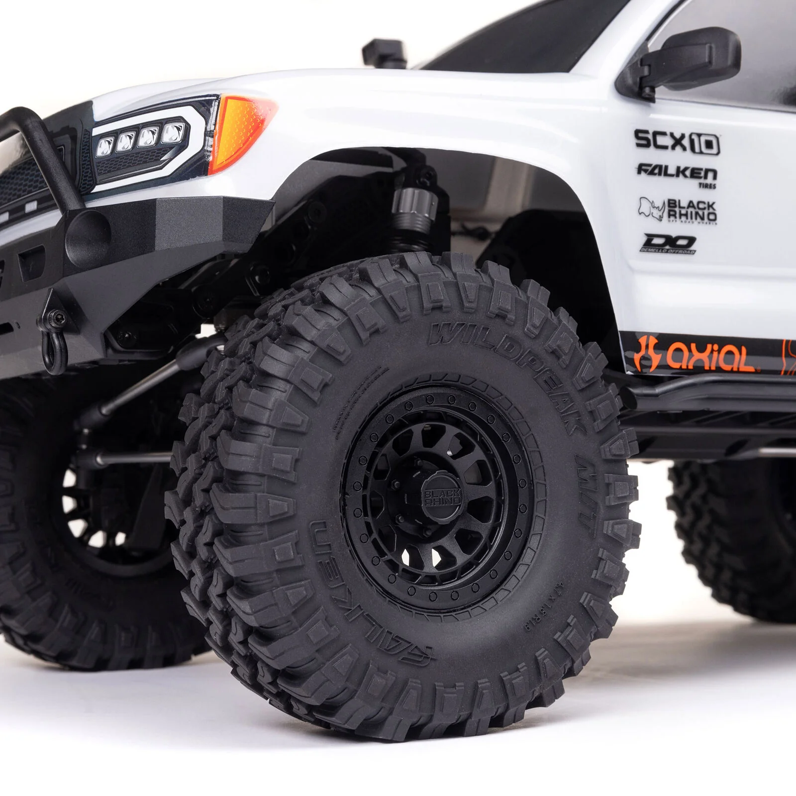 Axial Crawler SCX10 III Base Camp 4WD RTR AXI-1375 - Image 13