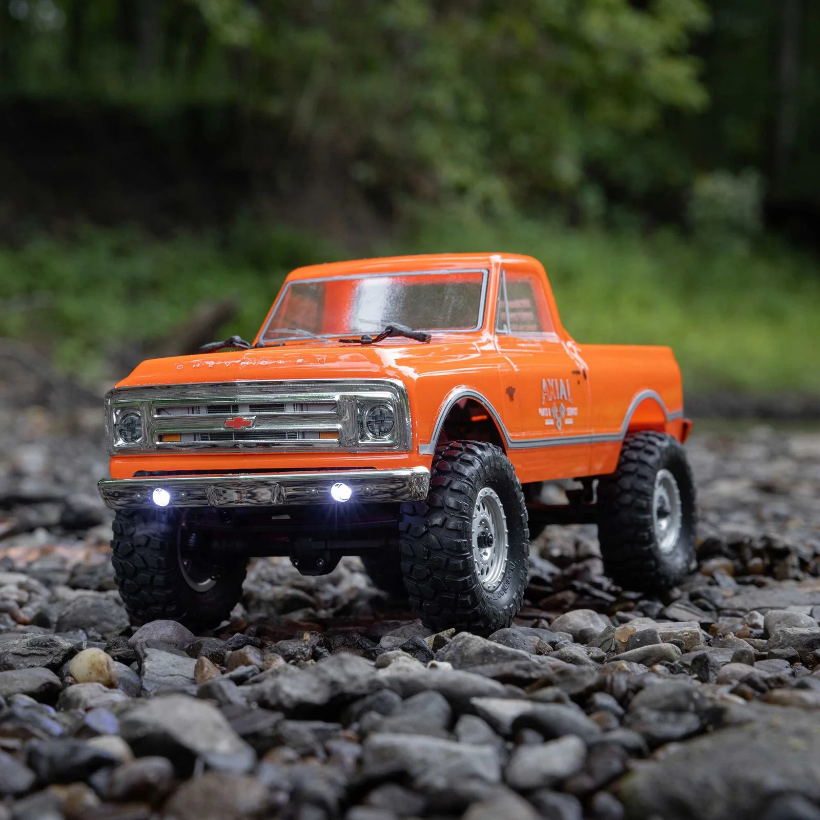 Axial SCX24 Chevrolet C10 1967 4WD Rock Crawler RTR AXI00001V2 - Image 9