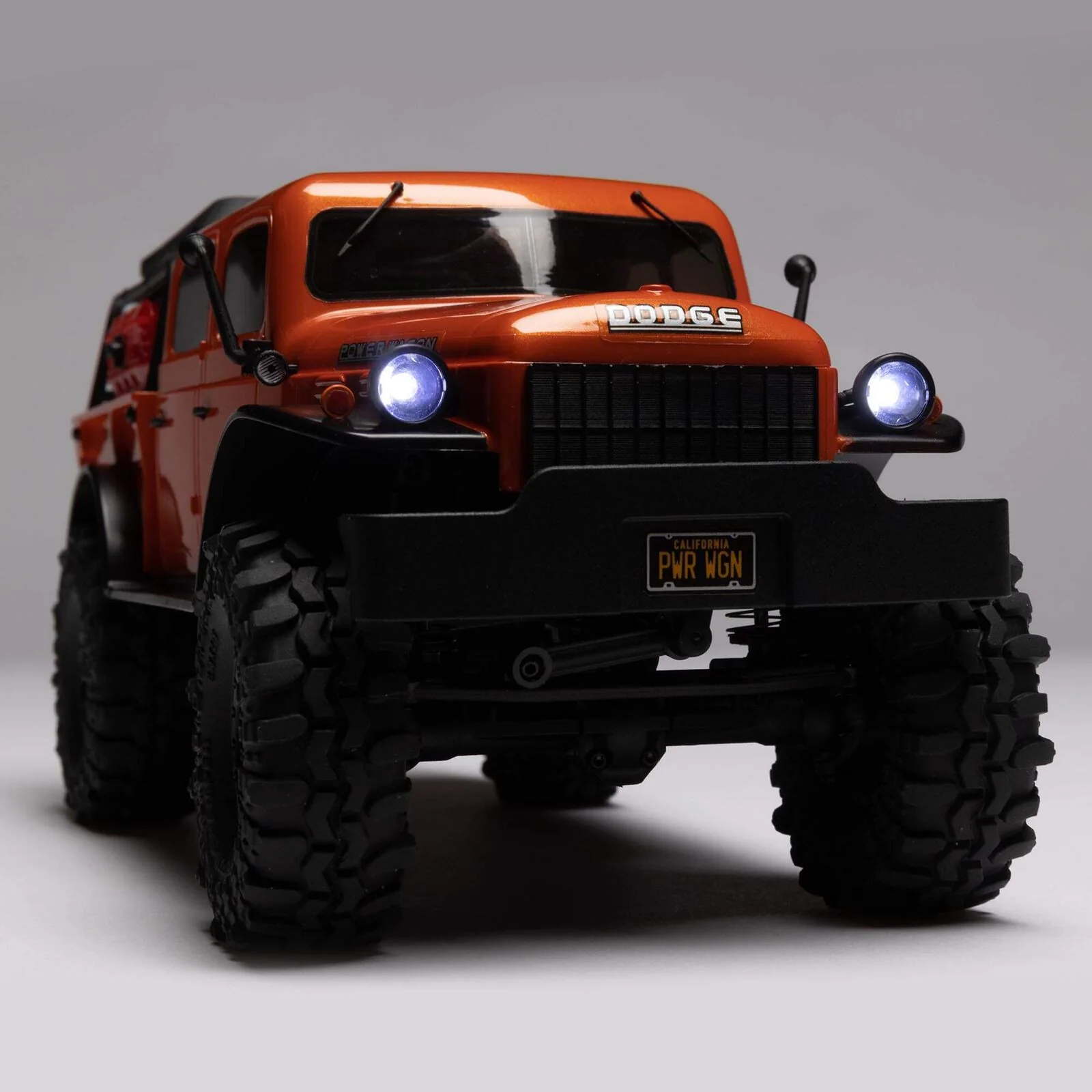 Axial SCX24 Dodge Power Wagon 4WD Rock Crawler RTR AXI00007 - Image 9