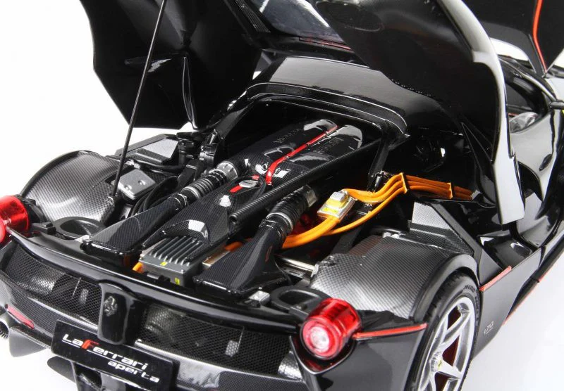 BBR Models Diecast Ferrari Laferrari Aperta Noir Daytona 1/18 BBR8182232 - Image 5