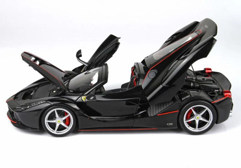 BBR Models Diecast Ferrari Laferrari Aperta Noir Daytona 1/18 BBR8182232 - Image 7