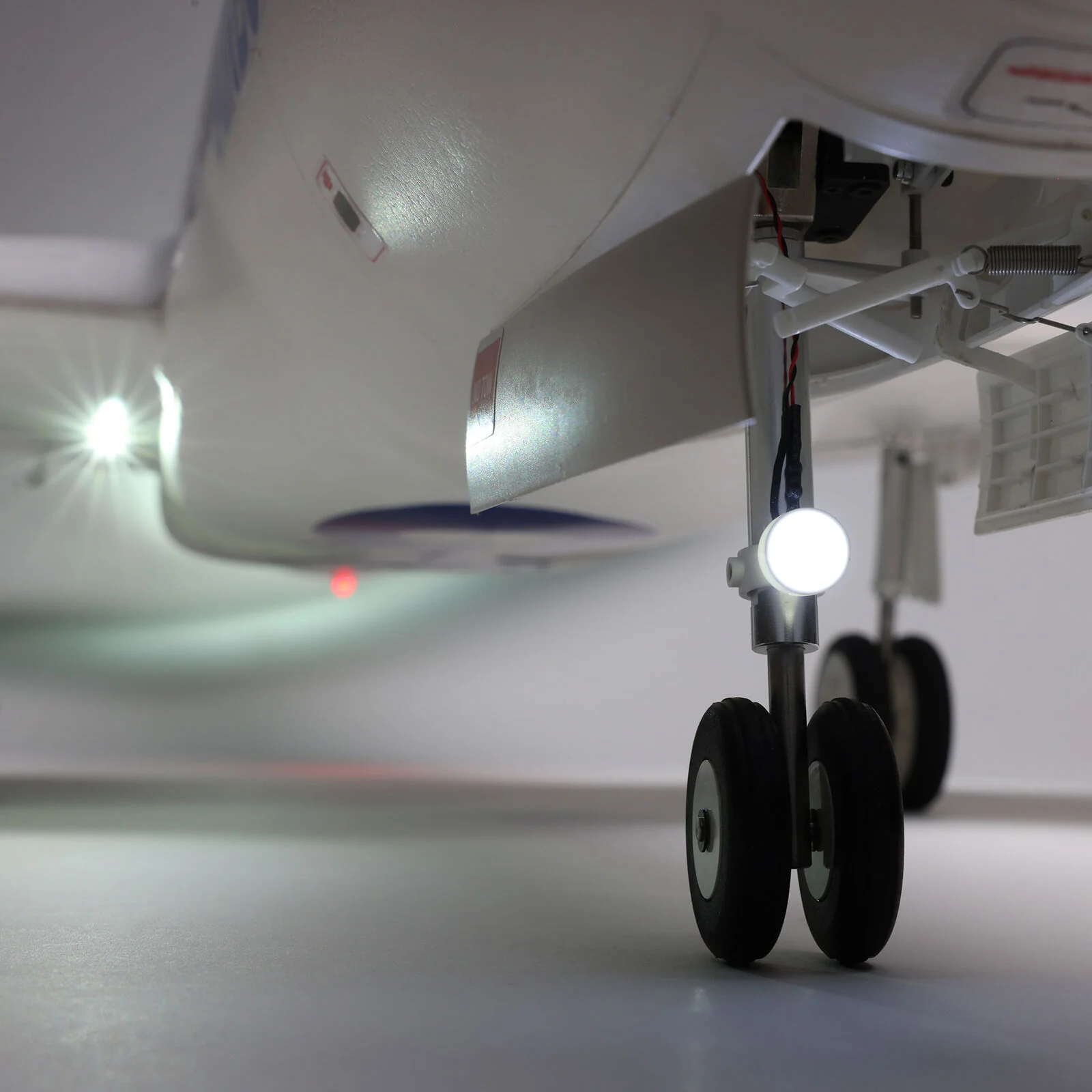 E-Flite Airbus A320neo Twin 64mm EDF BNF AS3X EFL-1493 - Image 12