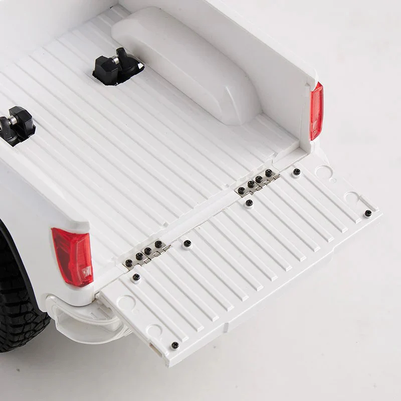 FMS Scale GMC Sierra 2019 FCX18 Brushless 4WD 1/18 RTR FMS11853RTR-WH-BL - Image 8