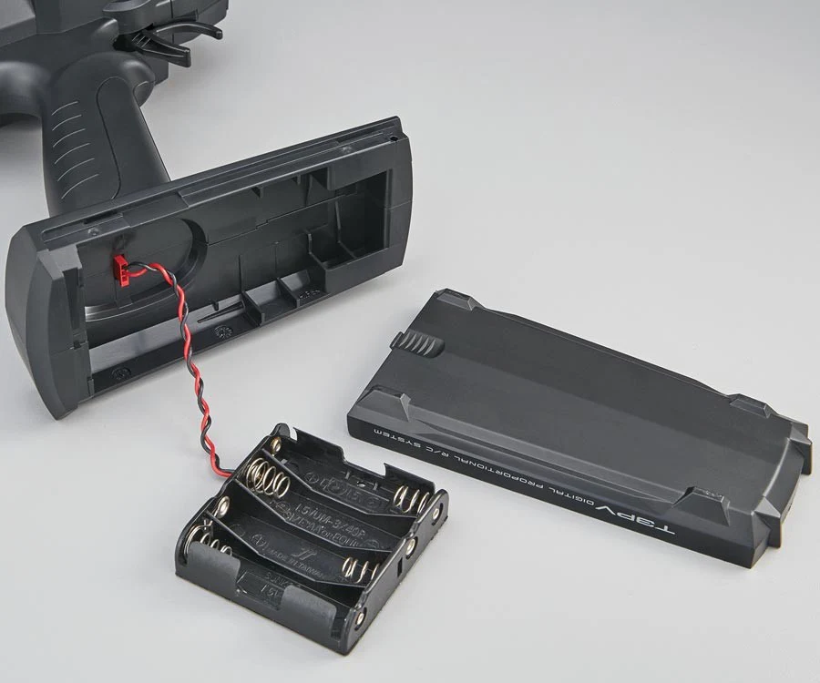 Futaba Radio 3PV + R304SB - Image 2