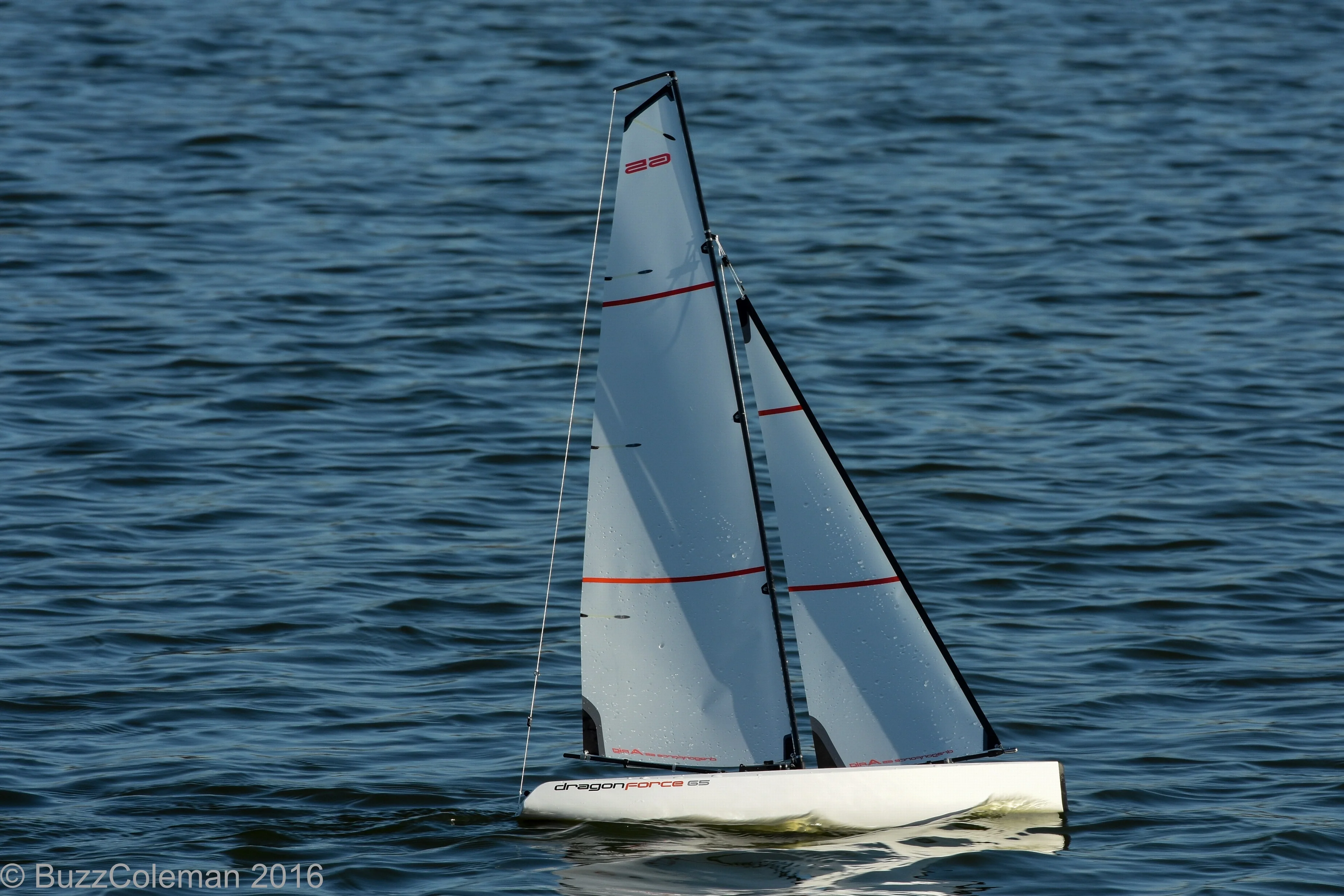 Joysway Voilier Dragon Force 65 V8 + FlySky i6 RTR JW8815V8 - Image 6