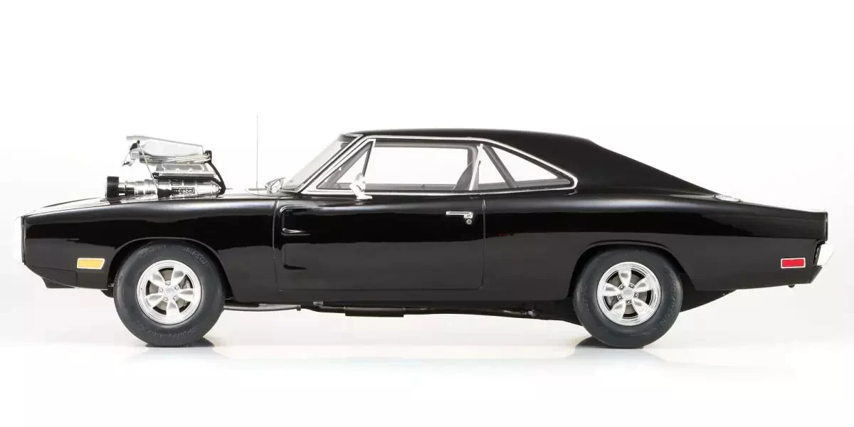 Kyosho Diecast Dodge Charger R/T 1970 Fast & Furious 1/12 KSR12008A - Image 2