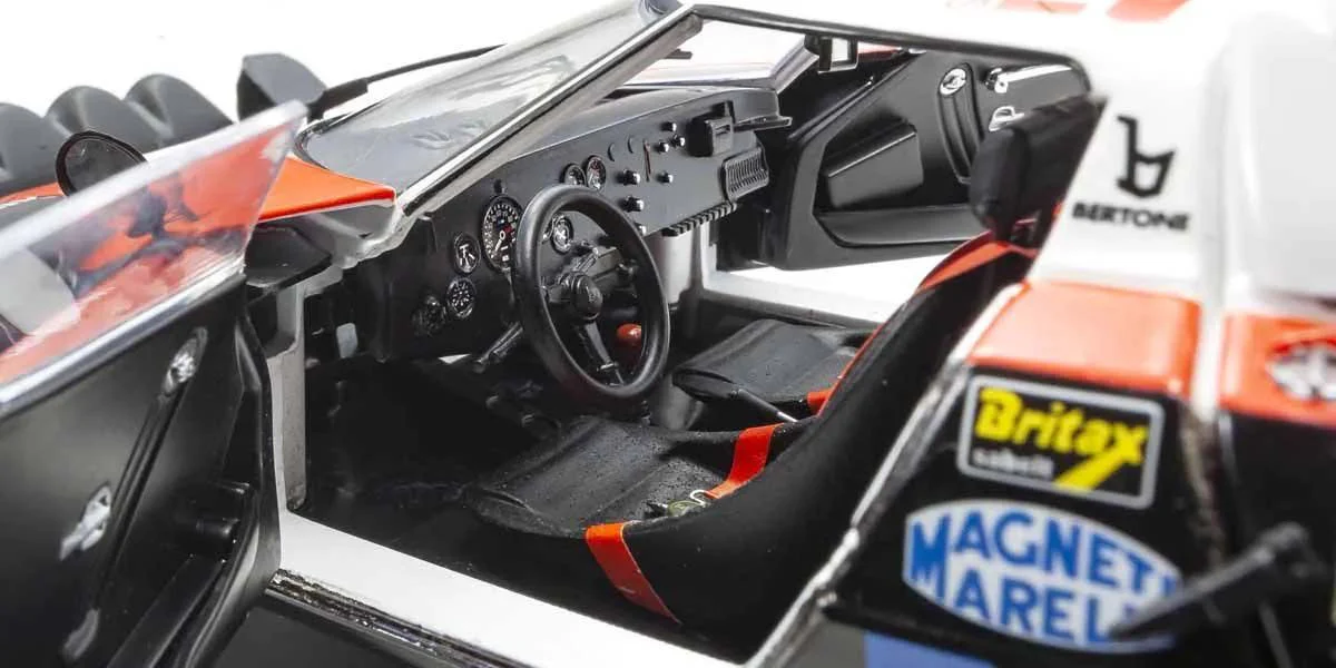 Kyosho Diecast Lancia Stratos HF Pirelli W.Rohrl Hunsruck 1978 Nr.1 1/18 KS08130D - Image 10