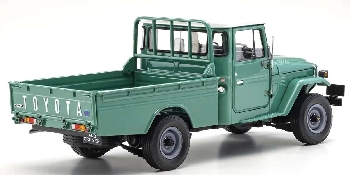 Kyosho Diecast Toyota Land Cruiser 40 Pick Up 1980 Fashion Green 1/18 KS08958FG - Image 2