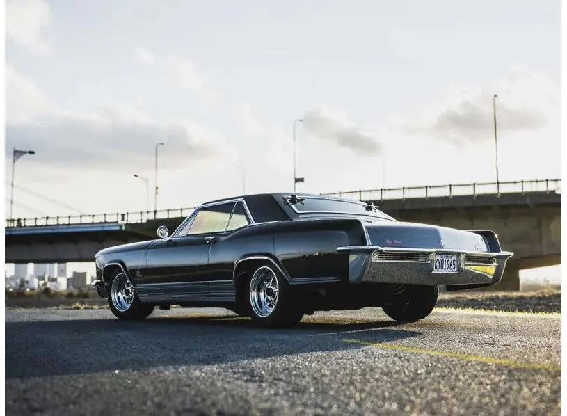 Kyosho Fazer MK2 Readyset Buick Riviera 1965 Regal Black 34434T1B - Image 5