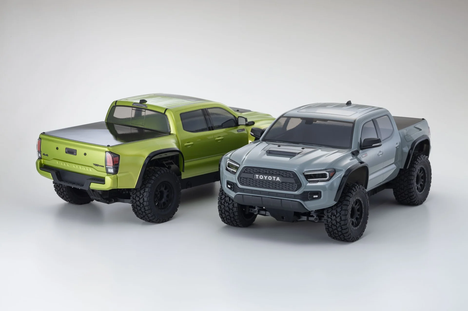 Kyosho KB10L Toyota Tacoma TRD Pro VE 3S RTR - Image 21