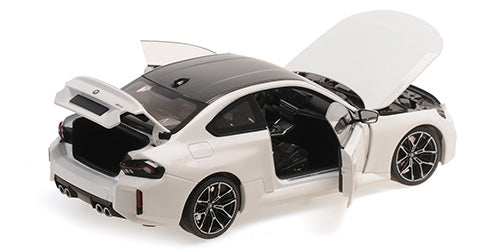 MiniChamps BMW M2 2022 Blanc 1/18 110023122 - Image 3