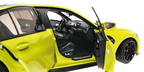 MiniChamps BMW M3 2024 Jaune 1/18 110020222 - Image 3