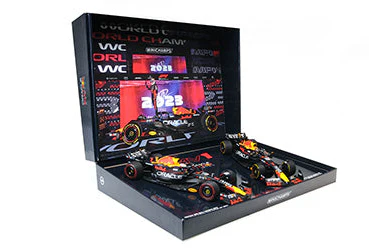 MiniChamps Coffret Red Bull RB19 F1 World Champion 1/18 112231801