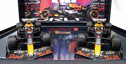 MiniChamps Coffret Red Bull RB19 F1 World Champion 1/18 112231801 - Image 4