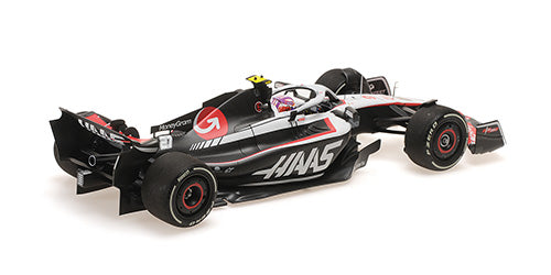 MiniChamps Moneygram Haas VF-23 Nico Huelkenberg F1 2023 117230127 - Image 2