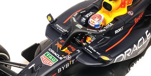 MiniChamps Red Bull RB20 Max Verstappen F1 2024 110240101 - Image 3