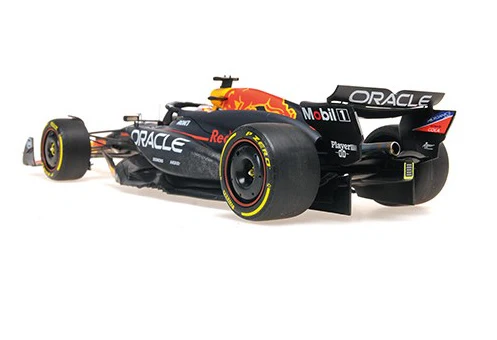 MiniChamps Red Bull RB20 Max Verstappen F1 Espagne 2024 110241001 - Image 2
