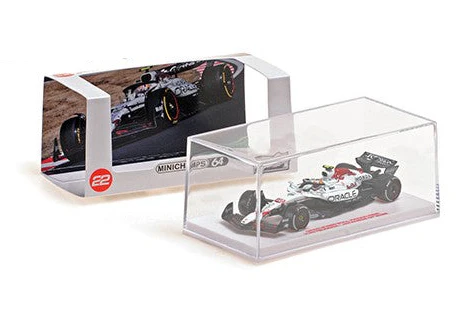 MiniChamps Red Bull RB21 22 Yuki Tsunoda F1 Japon 2025 1/64 640250322 - Image 4