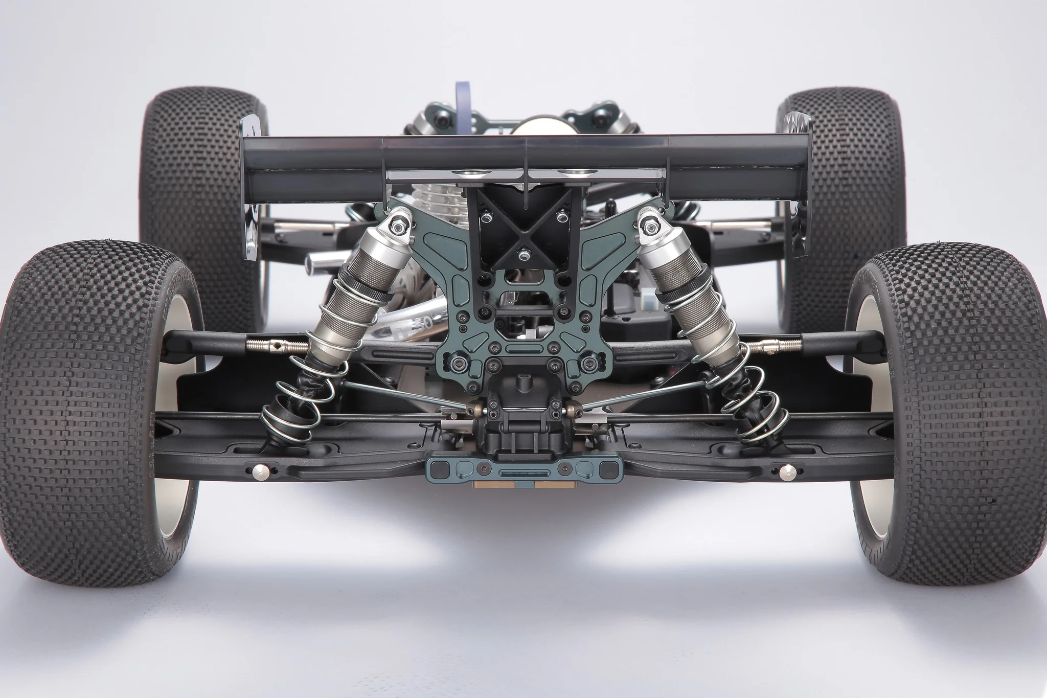 Mugen Truggy MBX-8TR Nitro Kit E2029 - Image 6