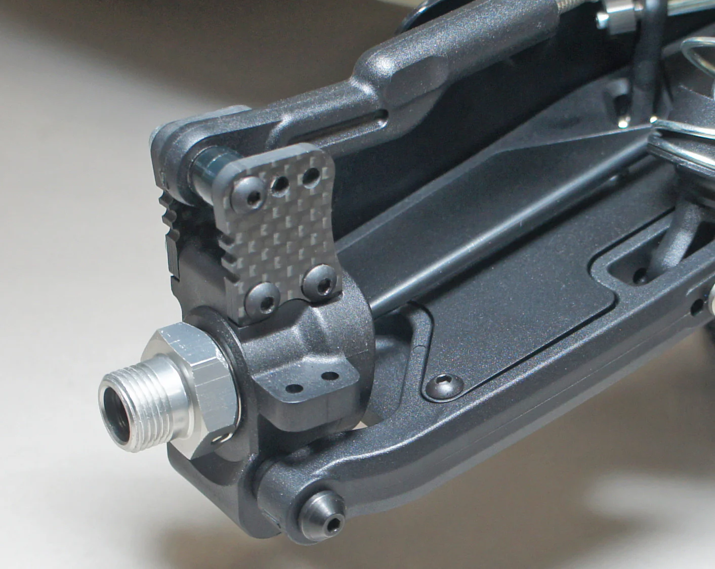 Mugen Truggy MBX-8TR Nitro Kit E2029 - Image 8