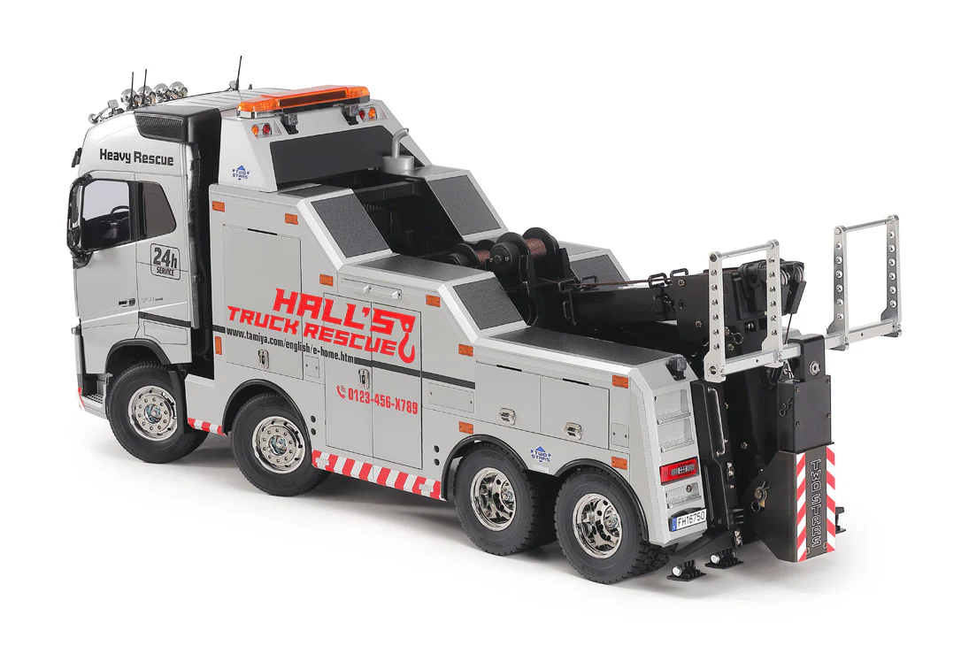 Tamiya Camion Volvo FH16 Globetrotter 750 8x4 Tow Truck Silver KIT 47528 - Image 2