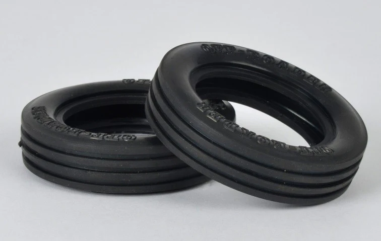 Tamiya Pneus Avant Lignés (x2) 9805182