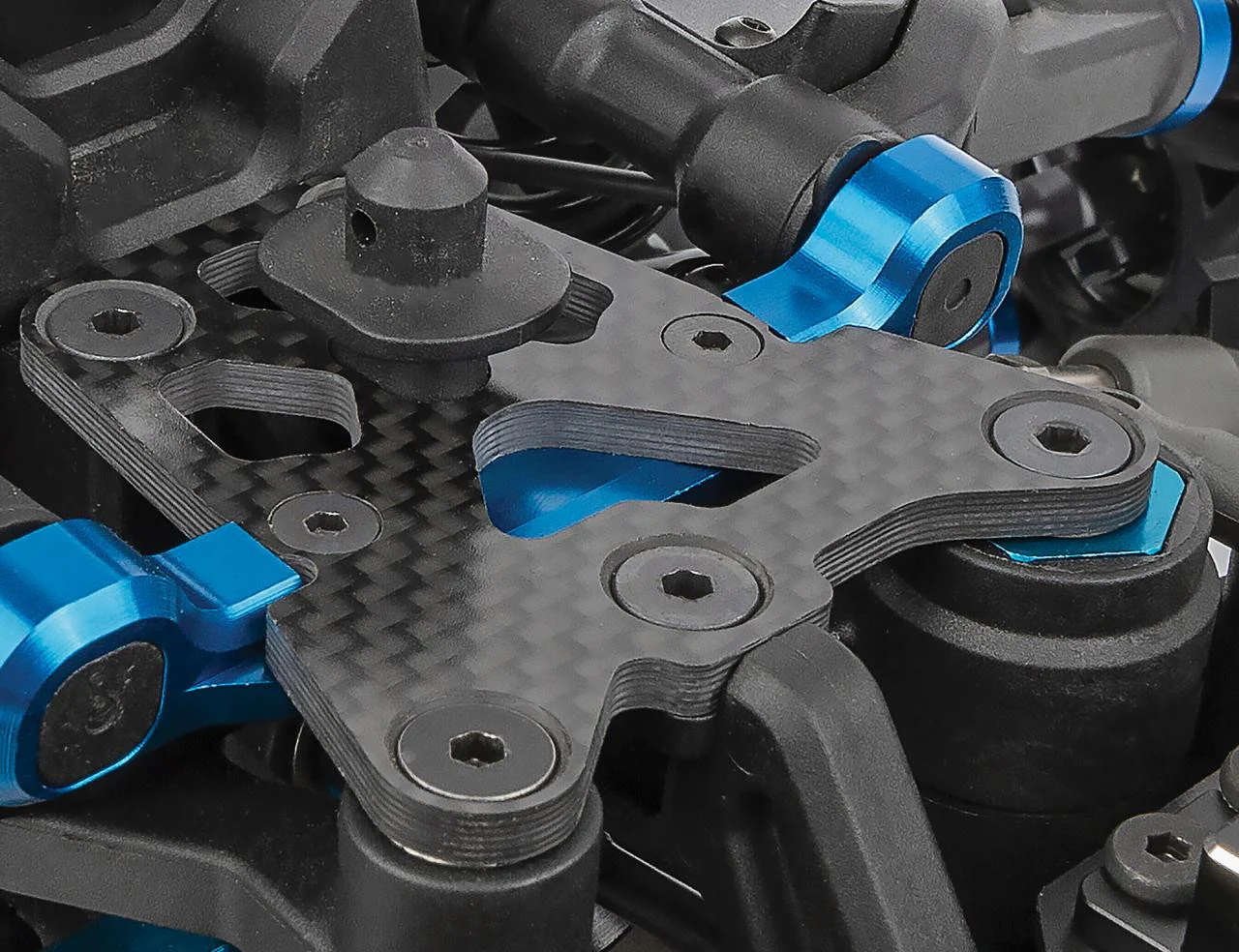 Team Associated Buggy RC8B4.1 Nitro Team KIT 80949 - Image 12